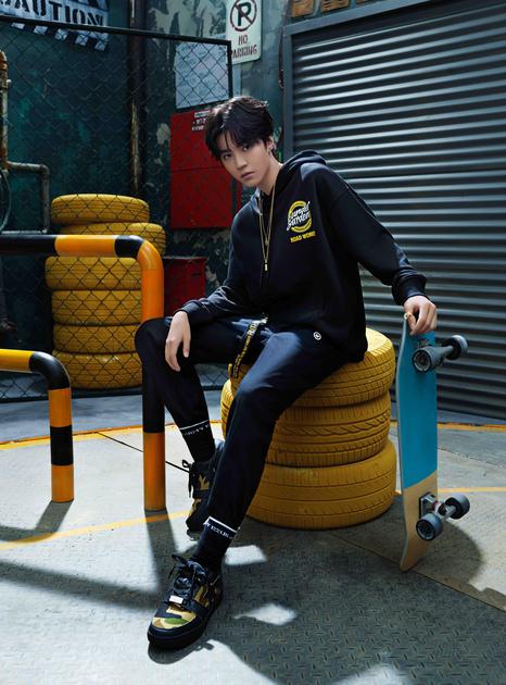 it集团携手王俊凯开启潮流新篇章