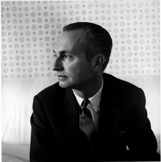 传奇设计师让•史隆伯杰，于1956年加入蒂芙尼公司