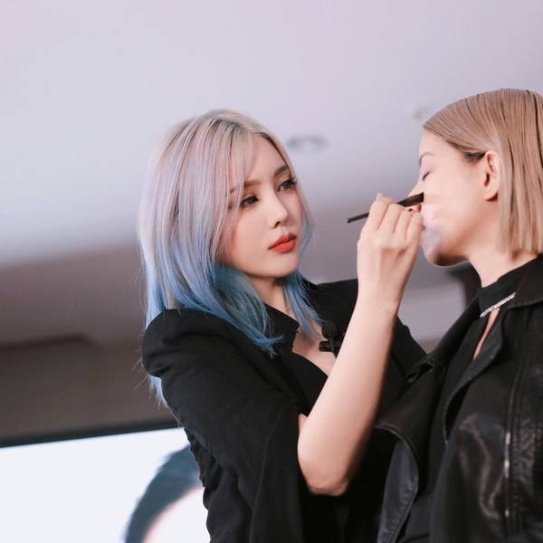 用气垫老脱妆? pony教你气垫的正确打开方式