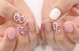 豹纹要成爆款？我还是做豹纹美甲吧