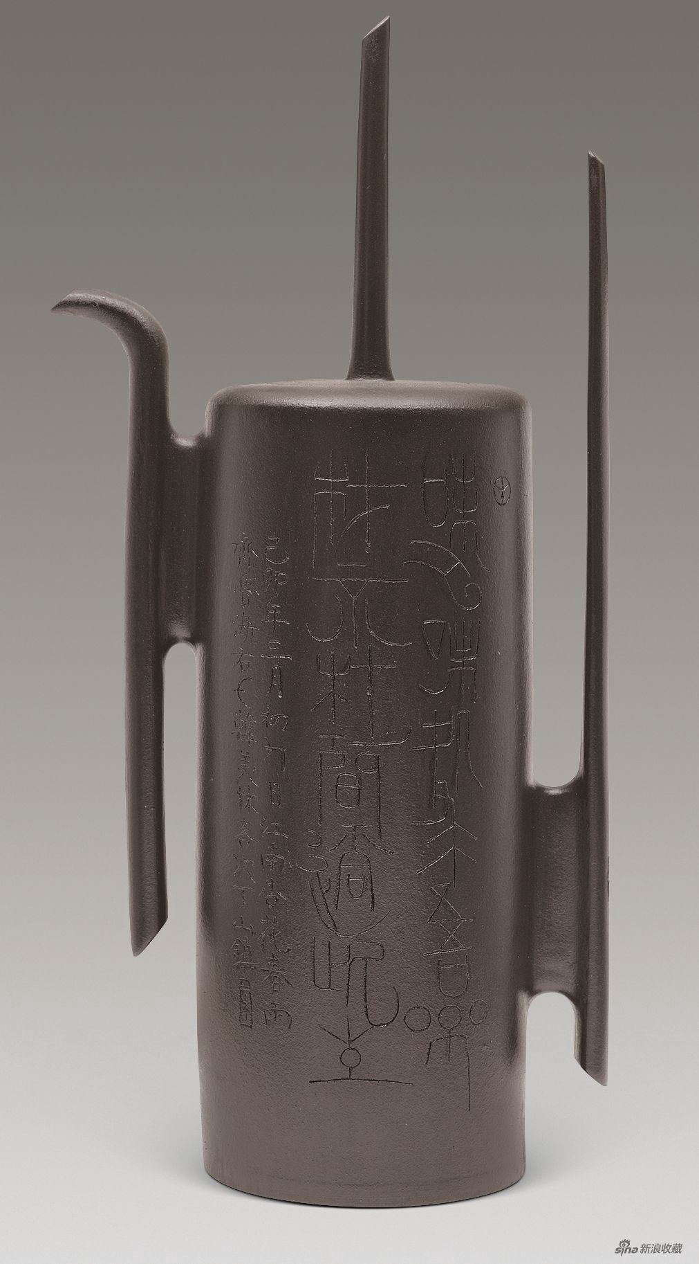 紫砂：《紫砂壶》，14x12x19cm，1999年