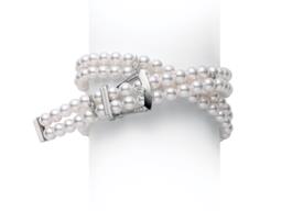 MIKIMOTO Boucle Précieuse 18K白金日本Akoya珍珠手链配钻石 RMB 86，500 （WD01547DU 珍珠直径约： 5.50mm ； 钻石总重约0.25ct）