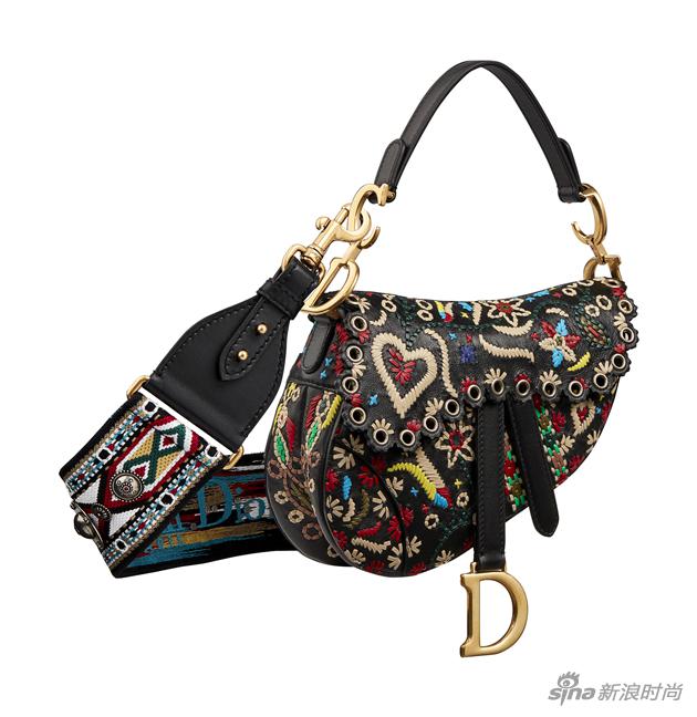 DIOR迪奥以爱为名，推出情人节甜蜜单品