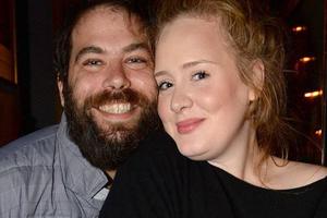 阿黛尔与老公达成离婚协议