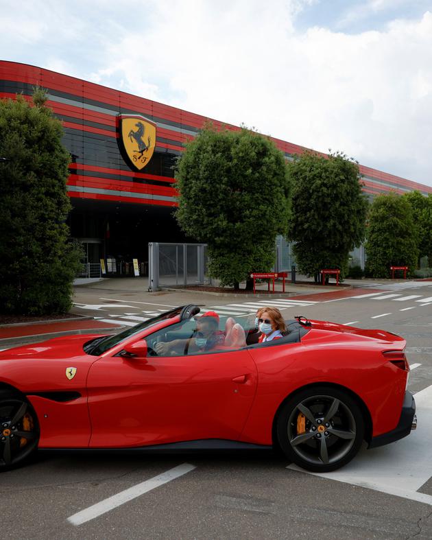 发布会现场Ferrari超级跑车