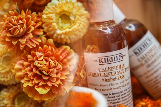 刘昊然邀你参战油痘肌 Kiehl’s科颜氏金盏花战“痘”基地登陆上海