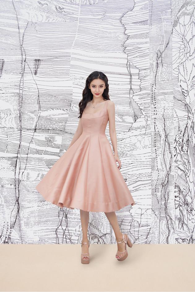 dior中国区品牌大使杨颖