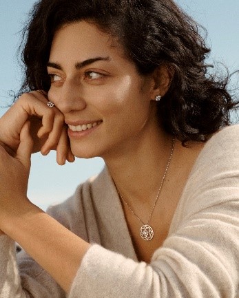 戴比尔斯debeers推出全新广告大片自然奇迹非凡如你