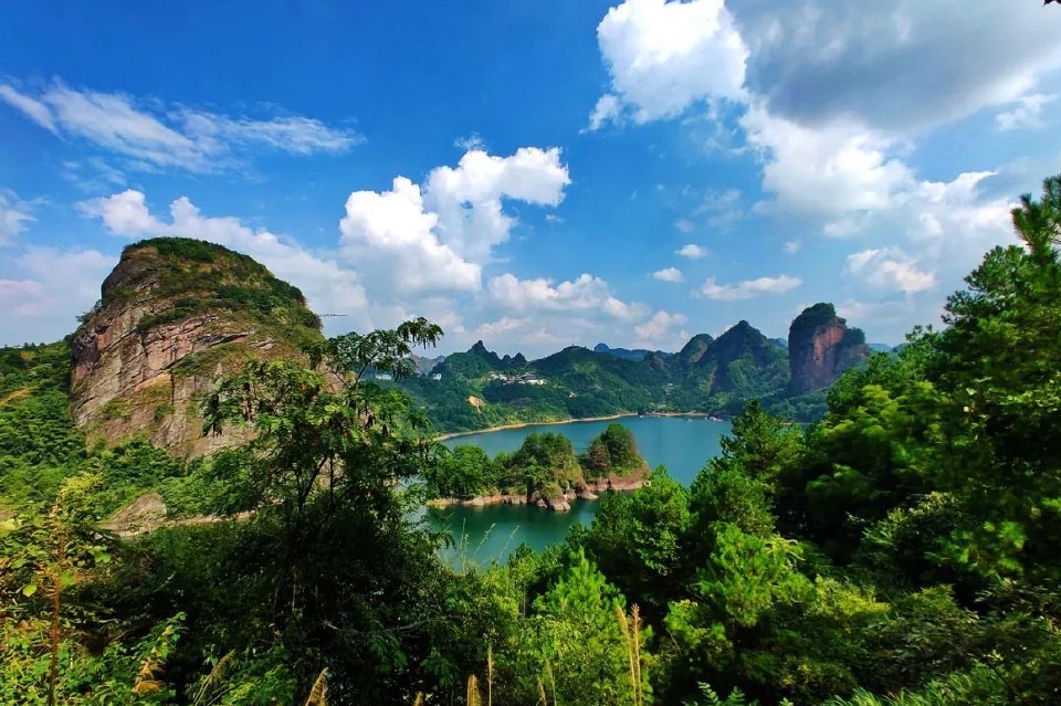 中国唯一被封禁1000年的地方 任何人都不许进入却美到窒息