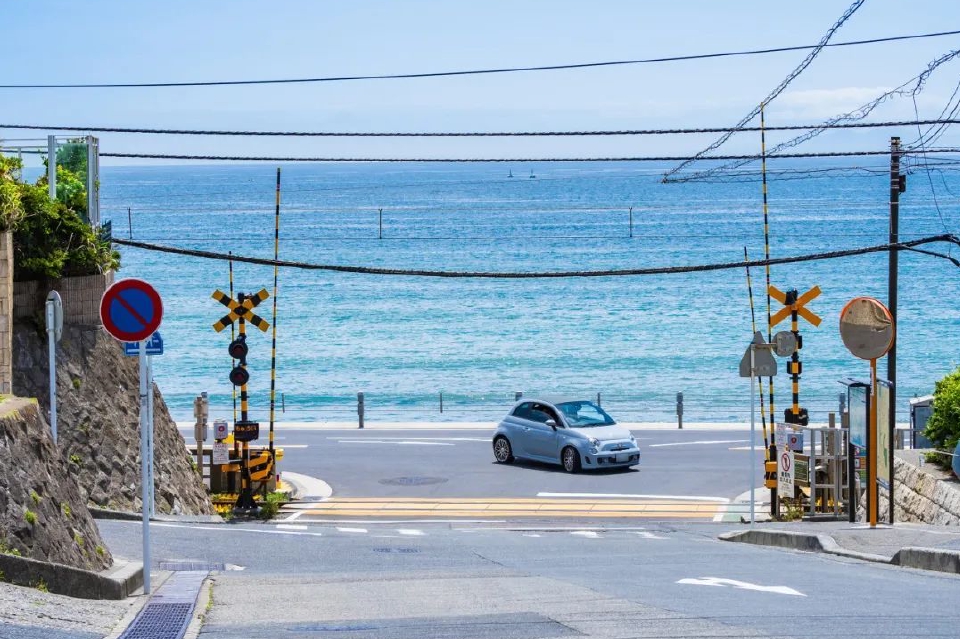 穿越到日漫里的夏天 这些小城太绝了|镰仓|东京|富士山_新浪时尚_新浪网