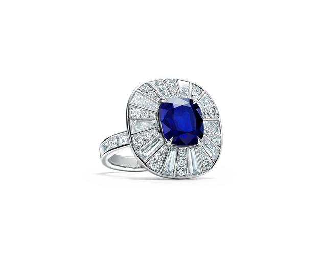 Tiffany & Co.蒂芙尼铂金镶嵌蓝宝石和钻石戒指