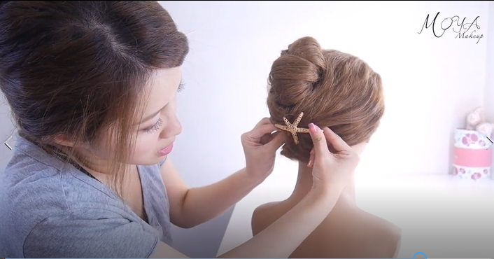 视频:盘发教学|简易快速优雅法式包头