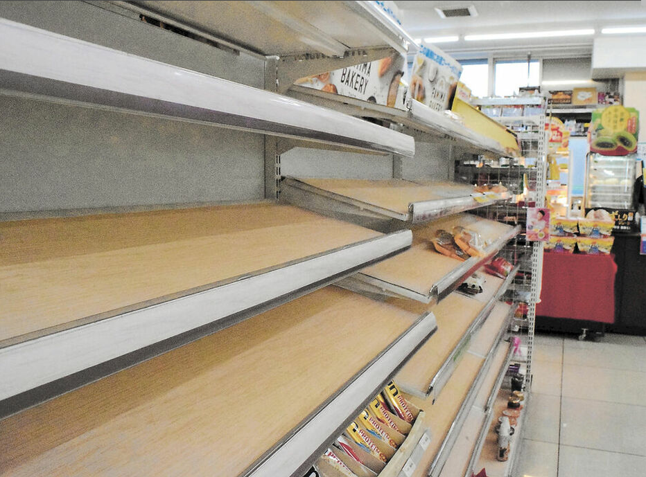抢购叠加供应中断 日本部分地震灾区便当与面包断货