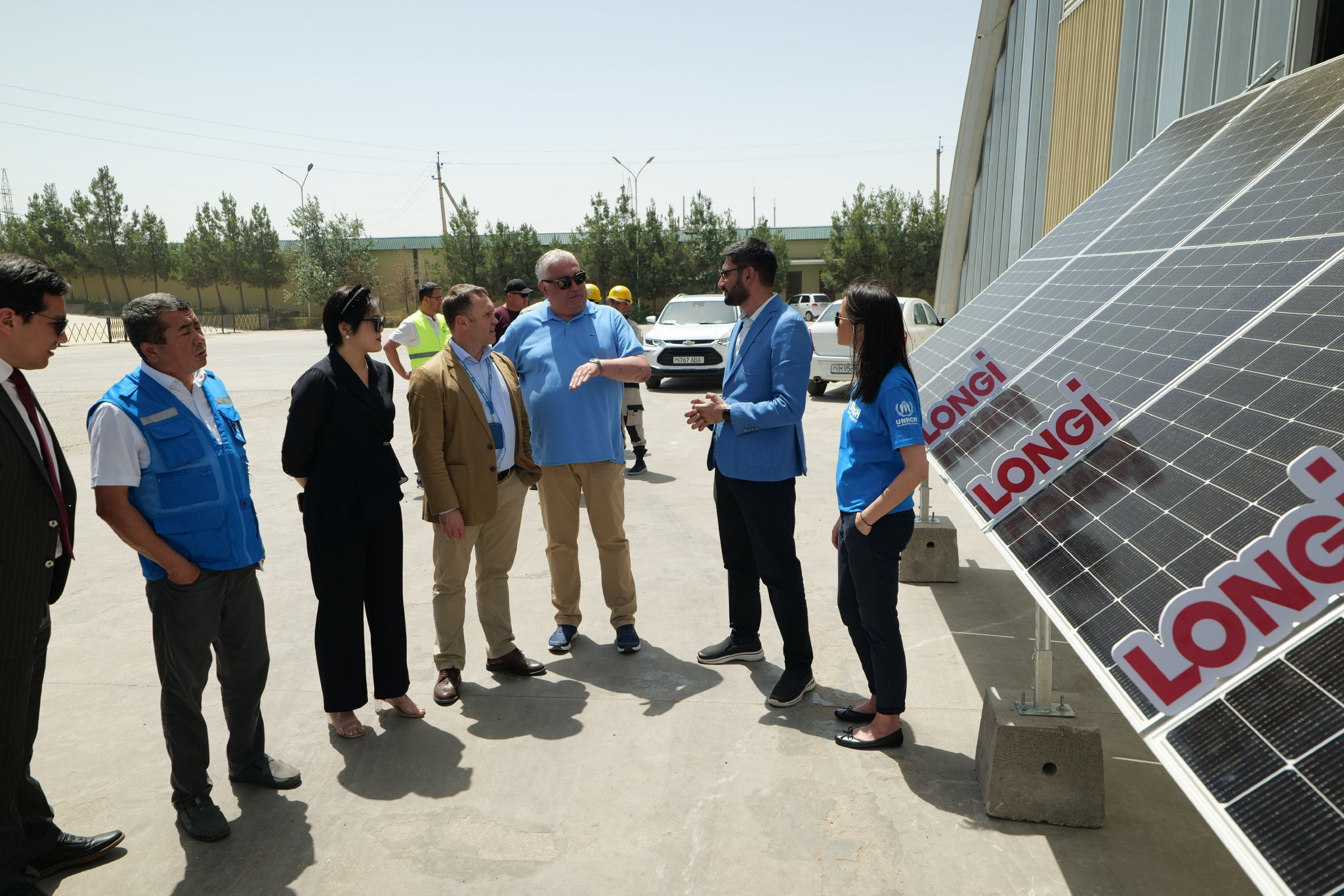 隆基在乌兹别克斯坦特尔梅兹人道物流中心的项目