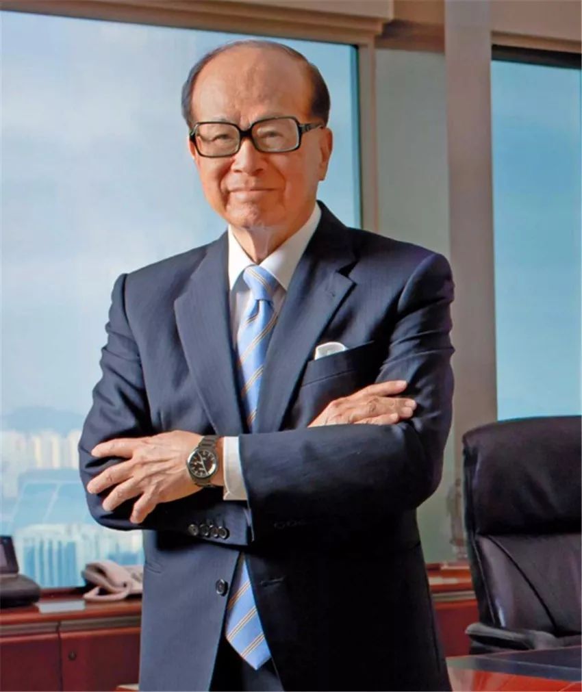 李嘉诚和亚洲富豪的黑金帝国：大家说香港叫李家城|黑金_新浪财经_新浪网