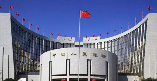 沈阳追回1400万欠款 现场发放给农民工