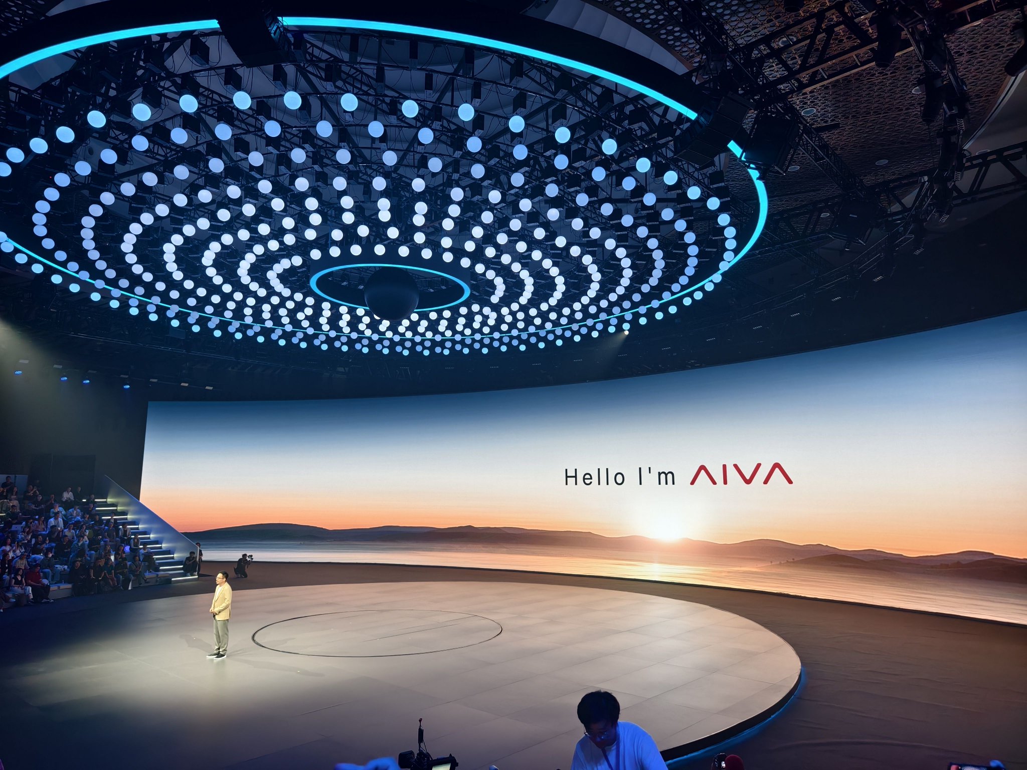 赛豆科技推出AIVA，总裁详解命名与LOGO深意