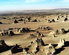 航拍地球上最像火星的地方