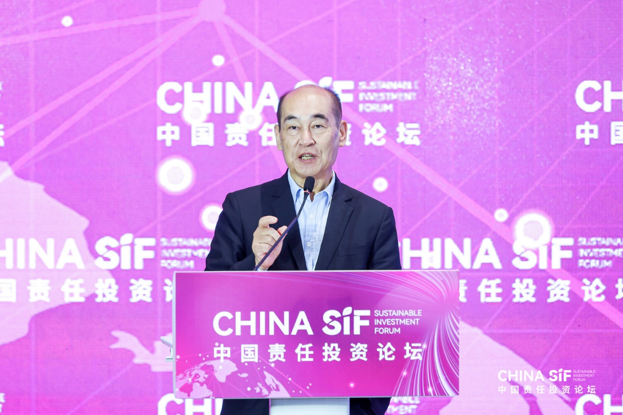 全国社保基金理事会原副理事长、中国责任投资论坛名誉理事长王忠民