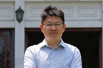 黄伟 复旦大学微电子学院教授