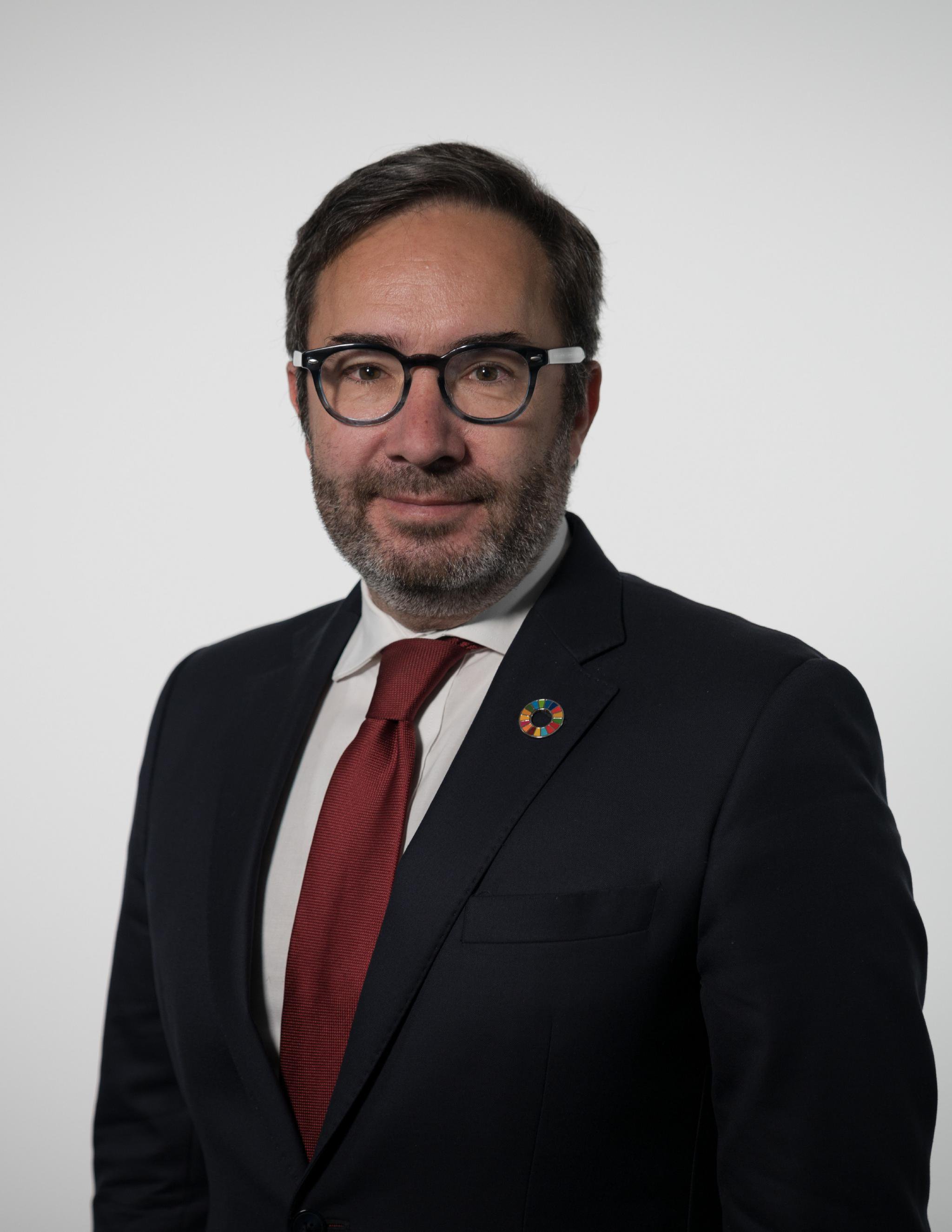 联合国副秘书长兼联合国项目事务署执行主任豪尔赫·莫雷拉•达席尔瓦（Jorge Moreira da Silva）