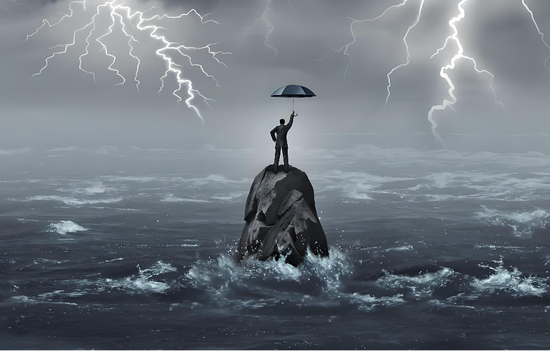 2026公募生死局：中小公募的规模坍塌、治理失序与突围困境