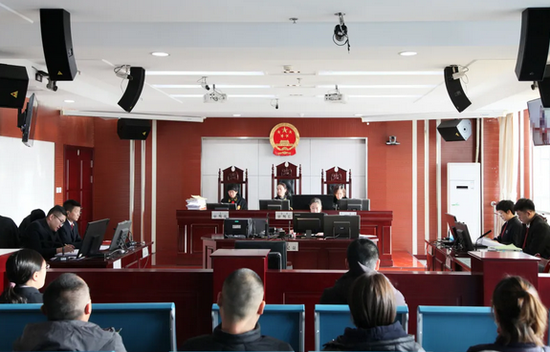 内蒙古准格尔旗能源局原局长王军受贿近880万元 获刑十年