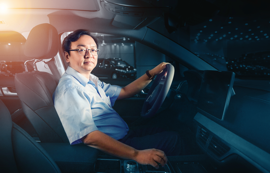 王传福说,现在最大的困难是看不透市场,变化太快.