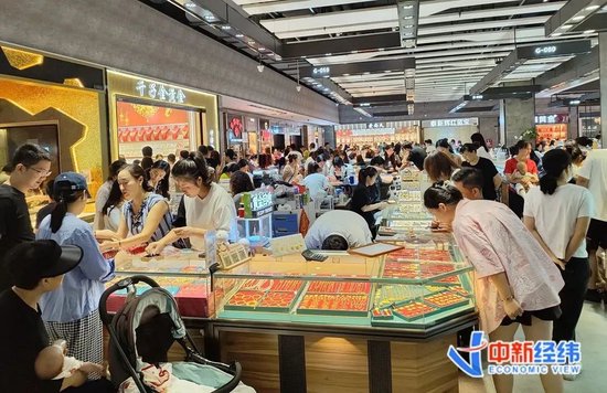 暴涨!每克逼近720元,回收变现如何避坑?