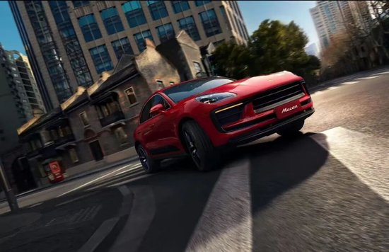  图片来源：新浪微博@保时捷 截图