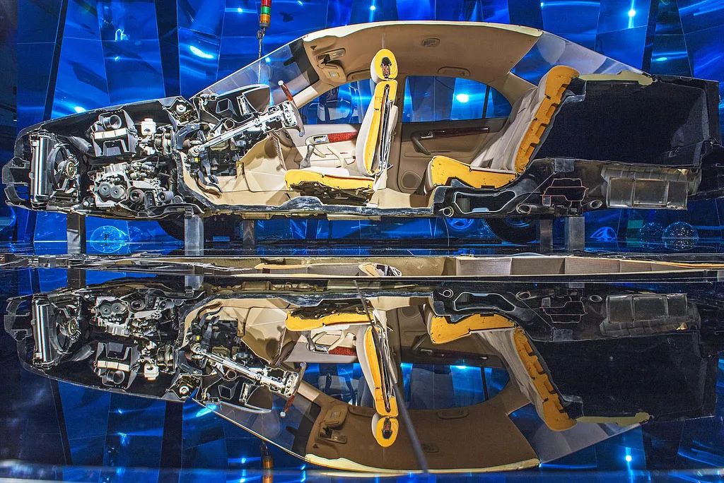 新赛道规模太过可观？手机厂商为何也要扎堆入场造车？