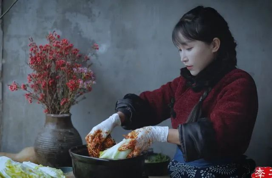 李子柒做泡菜竟遭韩国网友围攻：这个“第一”中国必须争
