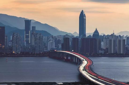 (浙江温州瓯越大桥.图/视觉中国)