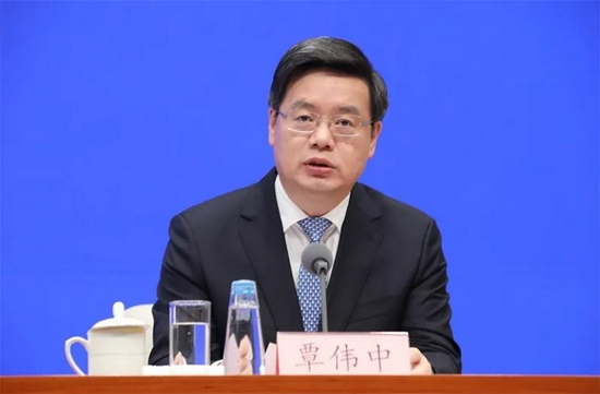 深圳市市长覃伟中