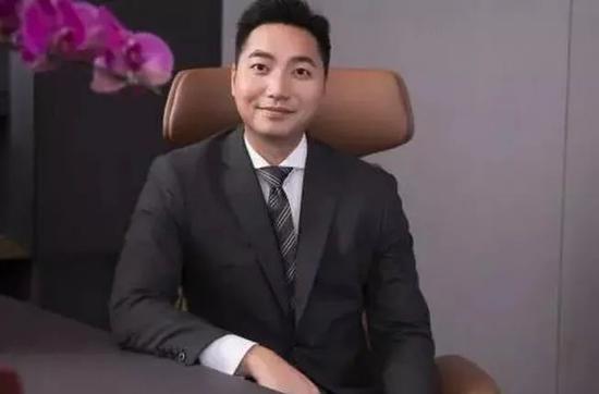 京基系的二公子 2.7亿港币买下了福布斯的朋友圈