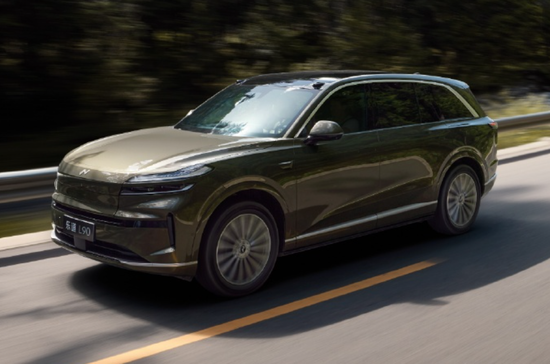 蔚来es8_蔚来2025年Q2交付量_蔚来毛利增长分析