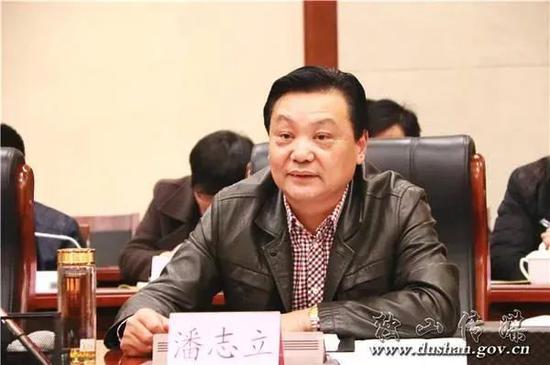 贵州独山县负债400亿 还花2亿建“天下第一水司楼