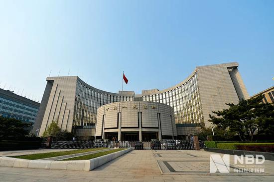 央妈端出年内最大“麻辣粉”机构：年底前降准可能性进一步下降