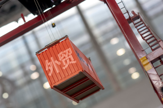 ““天价”海运费跌了，外贸生意好做了吗？