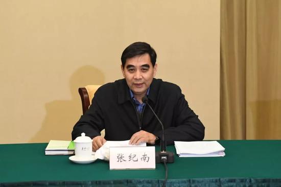 1957年2月生,广东揭西人.新任人力资源和社会保障部部长.