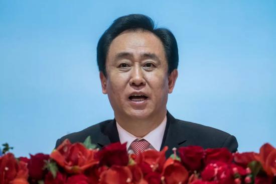 许家印再成中国首富业内感慨一个恒大相当4个碧桂园