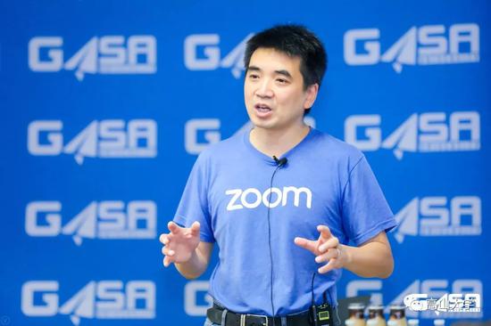 zoom创始人袁征如果员工是老油条那他的老板也是
