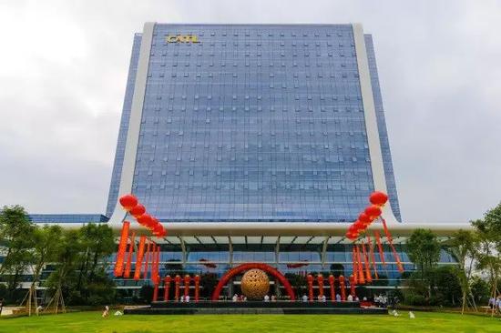 动力电池市场竞争加剧 宁德时代还能火多久