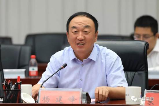 汾酒集团党委委员,董事,副总经理 &nbsp;杨建峰