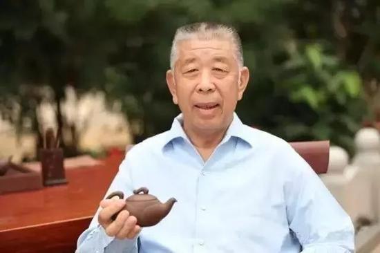 福成集团董事长 李福成