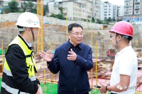 上海:缩短临港新片区居转户年限 核心人才缩短为3年