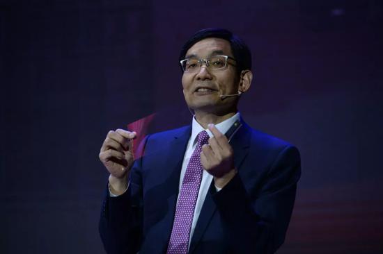 公开课|中国建材集团周育先:企业快速成长离不开