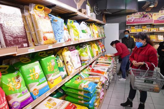 如何防范粮食“黑天鹅”“灰犀牛”？国家粮食和物资储备局这样做