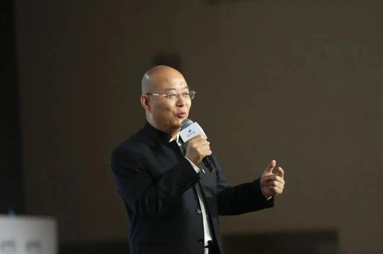 刘东华：决定我们命运的 无非两件事