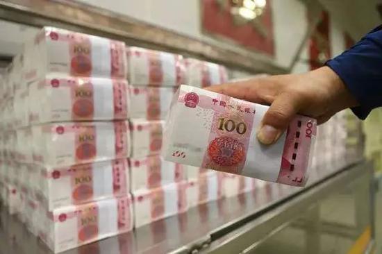 400万新钞失窃！央行一中心支行货币金银科原副科长监守自盗